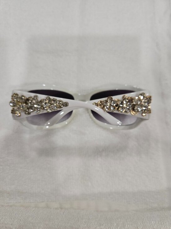 Vintage Bvlgari White Oversized frame with Swarovski crystal  652 B